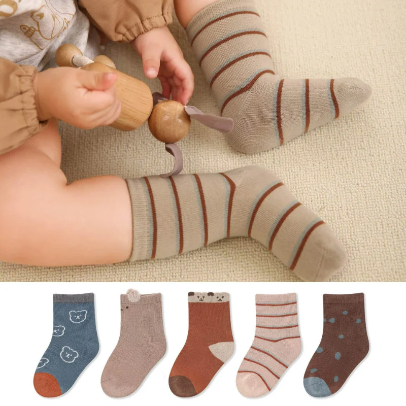 5 Pairs Kids Socks 2023 Autumn Stripe Letter Baby Socks Cartoon Short Socks Cotton Boneless Boys' Socks
5 Pairs Kids Socks 2023 Autumn Stripe Letter Baby Socks Cartoon Short Socks Cotton Boneless Boys' Socks