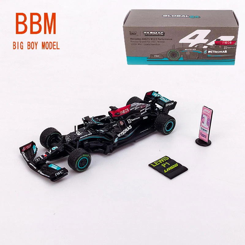 

Diecast 1/64 Scale Mercedes-Benz AMG F1 W11 EQ 63 Simulation Alloy Car Model Scene Display Collection Ornaments Toys for Boys