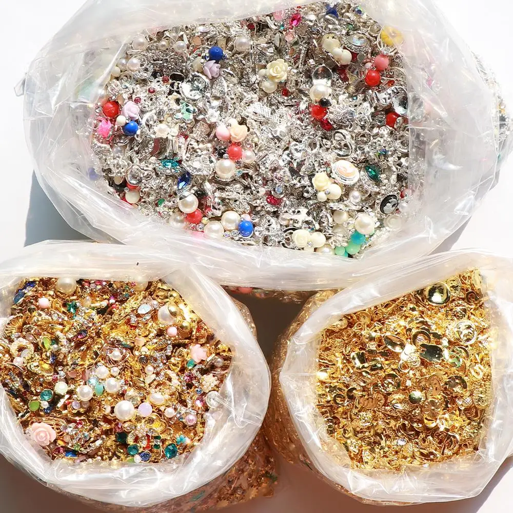 50Pcs Mix Random 3D Gems Rhinestones Nail Jewelry Strass Stone Butterfly Crystals Charms Nail Parts Manicure Nail Art Decoration
50Pcs Mix Random 3D Gems Rhinestones Nail Jewelry Strass Stone Butterfly Crystals Charms Nail Parts Manicure Nail Art Decoration