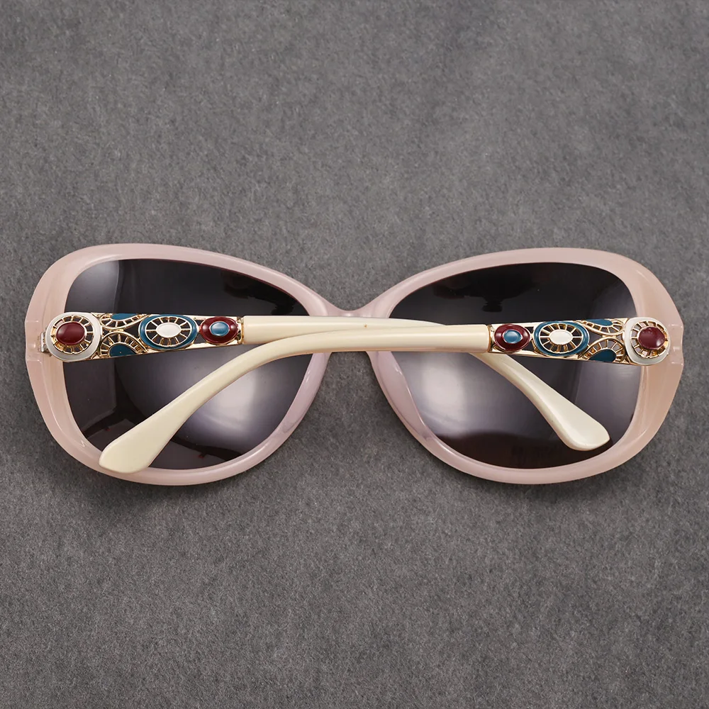 Rockjoy Brand Female Polarized Sunglasses Women Luxury Rhinestone White Sun Glasses for Ladies Elegant Eyewear Anti Glare
Rockjoy Brand Female Polarized Sunglasses Women Luxury Rhinestone White Sun Glasses for Ladies Elegant Eyewear Anti Glare
