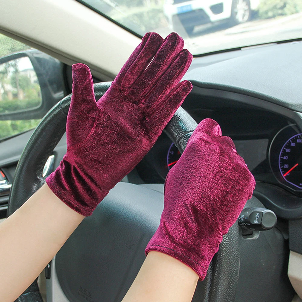 Party Etiquette Women Autumn Warm Winter Gold Velvet Gloves Driving Gloves Elastic Full Finger Mittens
Party Etiquette Women Autumn Warm Winter Gold Velvet Gloves Driving Gloves Elastic Full Finger Mittens