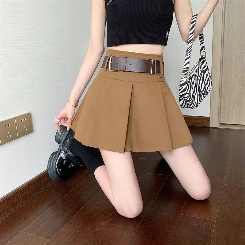 Плиссированная юбка для женщин, летняя трапециевидная юбка с высокой талией для девушек, маленькая короткая юбка с поясом, женские мини-юбки, одежда для женщин
Плиссированная юбка для женщин, летняя трапециевидная юбка с высокой талией для девушек, маленькая короткая юбка с поясом, женские мини-юбки, одежда для женщин