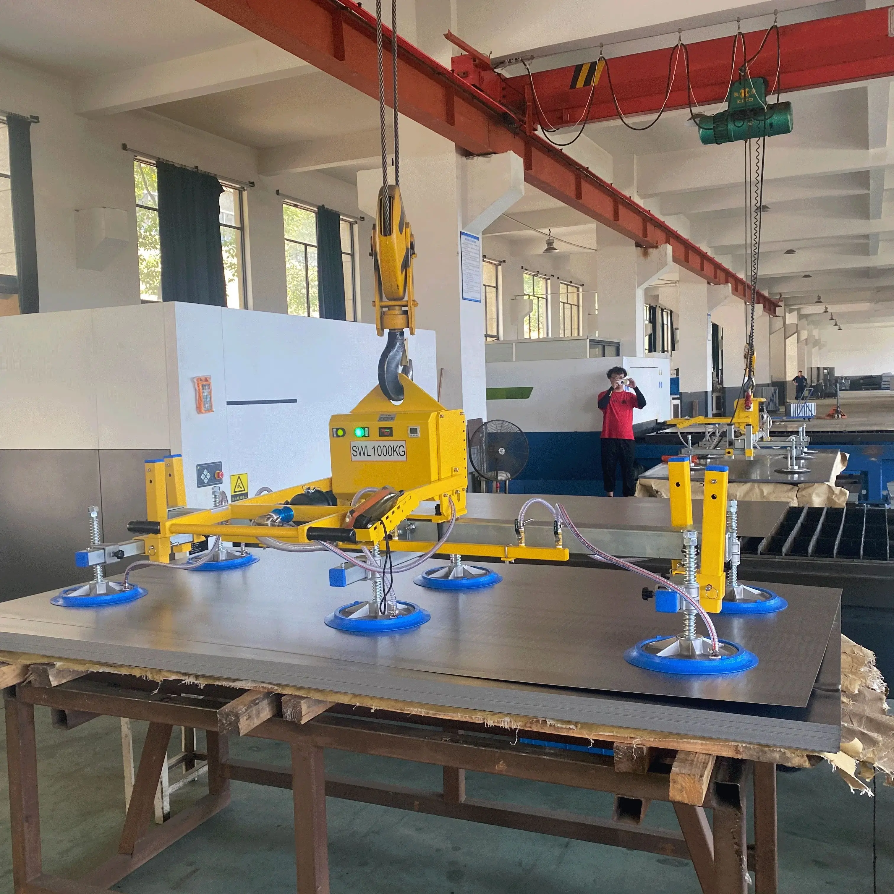 

Awovolift Board Small-Scale Suction Crane Equipment Vacuum Panel Lifter Vacuum Sheet Lifter Customization