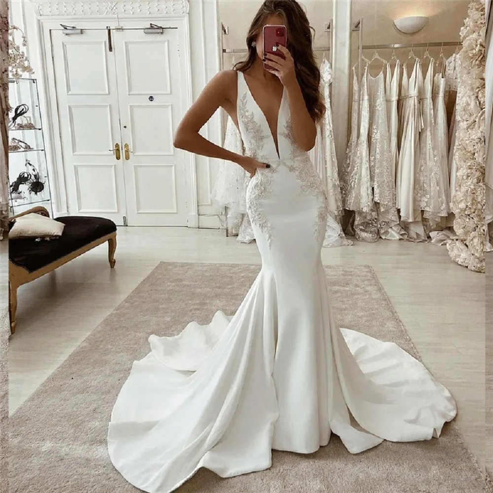 

Challoner Deep V-Neck Mermaid Wedding Dress Lace Appliques Sleeveless Backless Floor Length Bridal Gown Vestidos De Novia New