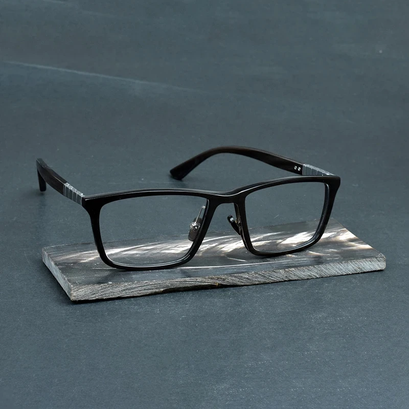 Fashion Classic Natural Buffalo Horn Glasses for Men Handmade Optical Glasses Women Reading Personalized Square Glasses Frame
Fashion Classic Natural Buffalo Horn Glasses for Men Handmade Optical Glasses Women Reading Personalized Square Glasses Frame