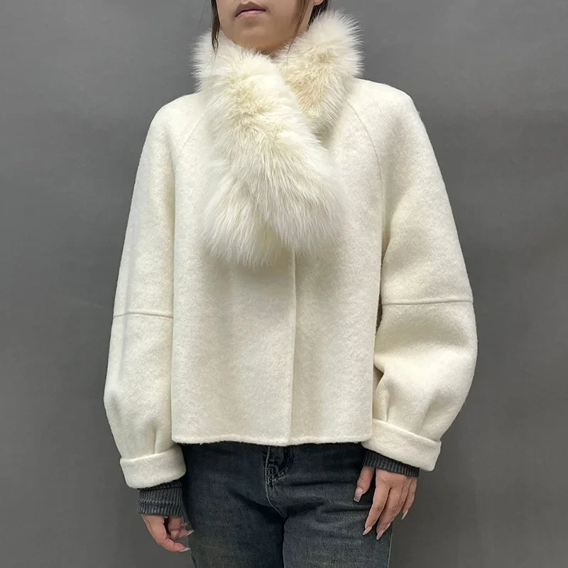 Winter Thick Wool Coat Fox Fur Collar Fashion Short Jacket Cashmere 2023 New Arrivals Lady Elegant
Winter Thick Wool Coat Fox Fur Collar Fashion Short Jacket Cashmere 2023 New Arrivals Lady Elegant