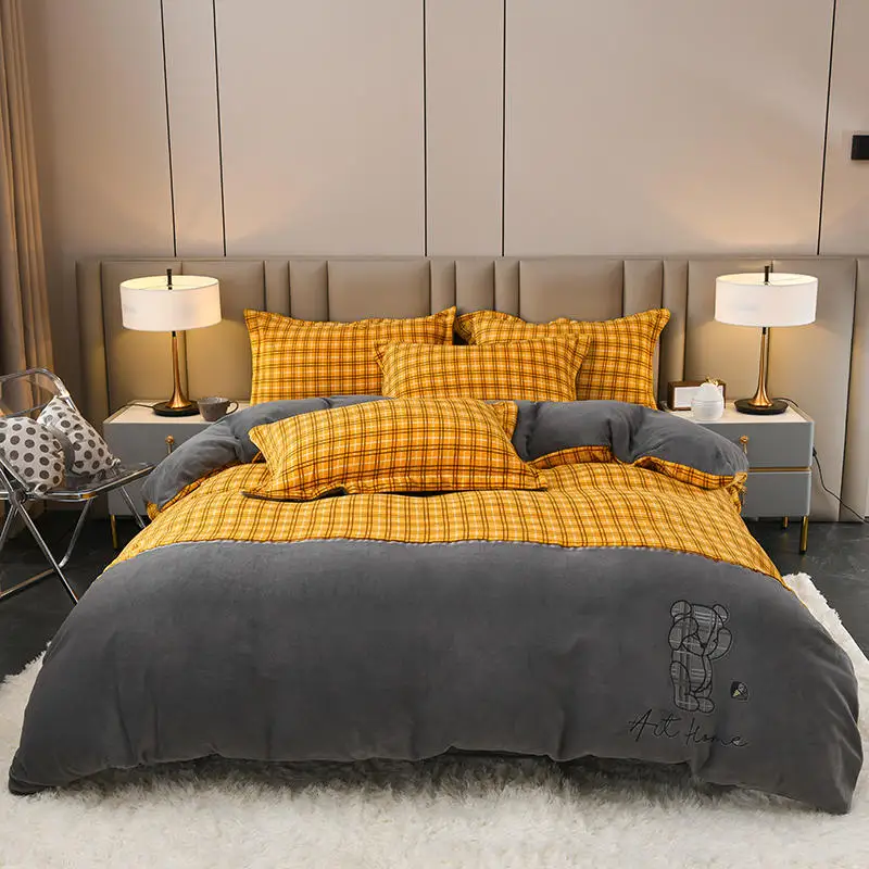 New velvet Fleece bedding sets 4pcs stripe duvet cover flat fitted sheet pillowcase winter warm bed linen Flannel queen king
New velvet Fleece bedding sets 4pcs stripe duvet cover flat fitted sheet pillowcase winter warm bed linen Flannel queen king