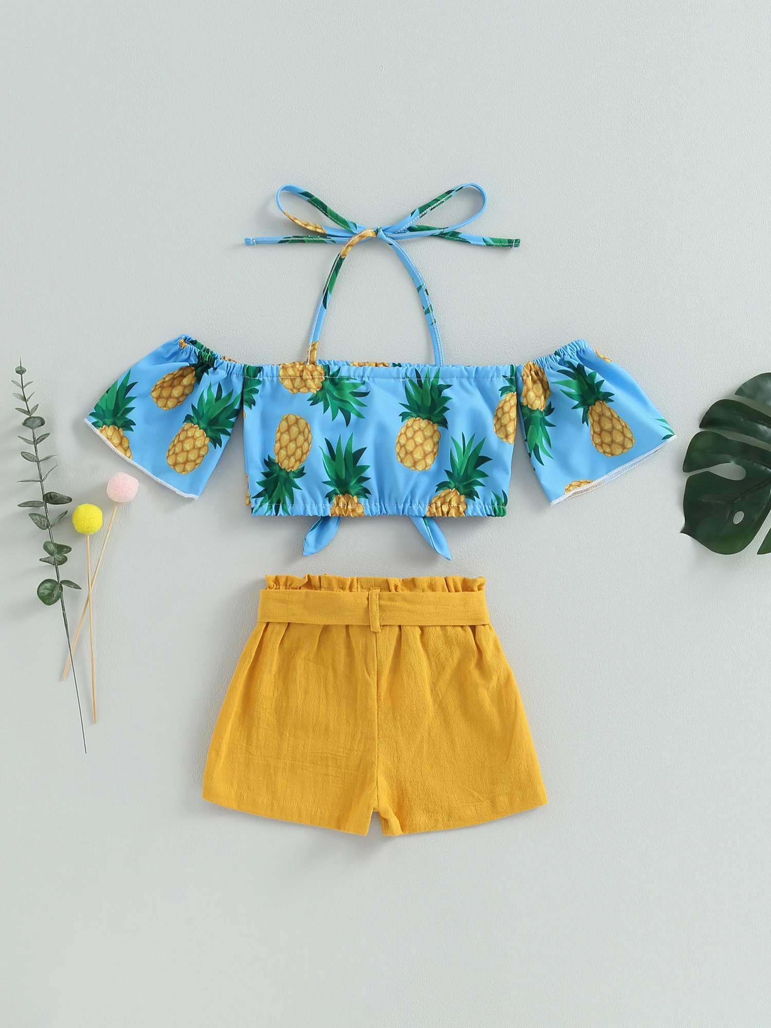

Adorable 2-Piece Set for Girls Tie-Up Off-Shoulder Tops and Shorts with Belt Featuring Fun Pineapple Leaves and Watermelon