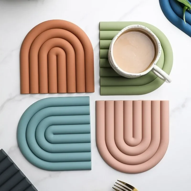Rainbow Silicone Table Mat Coaster Hot Dishes Potholder Placemat Multifunctional Pot Holders For Kitchen Heat Resistant Pan Pads
Rainbow Silicone Table Mat Coaster Hot Dishes Potholder Placemat Multifunctional Pot Holders For Kitchen Heat Resistant Pan Pads