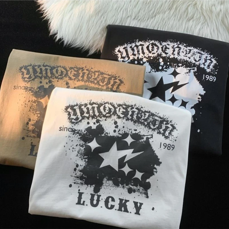 Harajuku Personality Five Pointed Star Printing Women T-shirts Summer Streetwear Hip-hop Casual O-neck Short Sleeve Tops Tees
Harajuku Personality Five Pointed Star Printing Women T-shirts Summer Streetwear Hip-hop Casual O-neck Short Sleeve Tops Tees