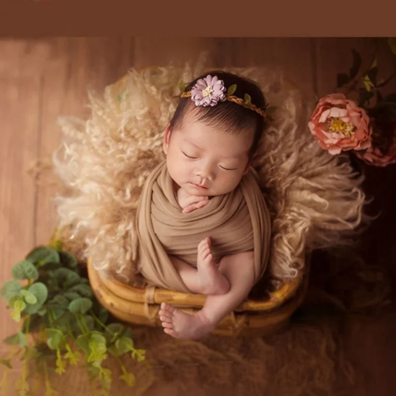Newborn Photography Props Wool Blanket Baby Shooting Posing Background Soft Fluffy Blanket Baby Studio Photography Accessories
Newborn Photography Props Wool Blanket Baby Shooting Posing Background Soft Fluffy Blanket Baby Studio Photography Accessories
