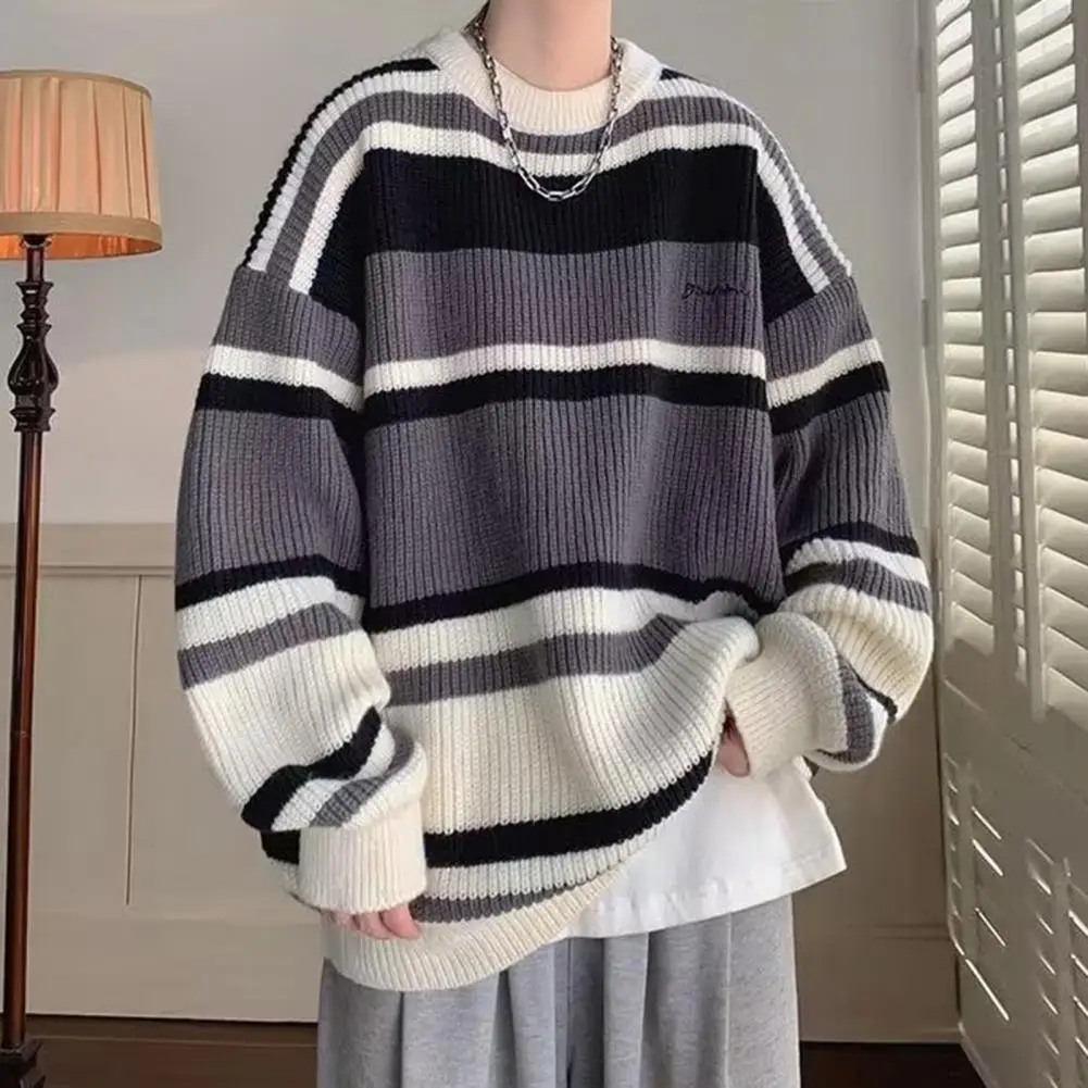Soft Long Sleeve Sweater Japanese Style Colorblock Knitted Men's Sweater Thick Warm Pullover with Long Sleeve Retro Fall Winter
Soft Long Sleeve Sweater Japanese Style Colorblock Knitted Men's Sweater Thick Warm Pullover with Long Sleeve Retro Fall Winter
