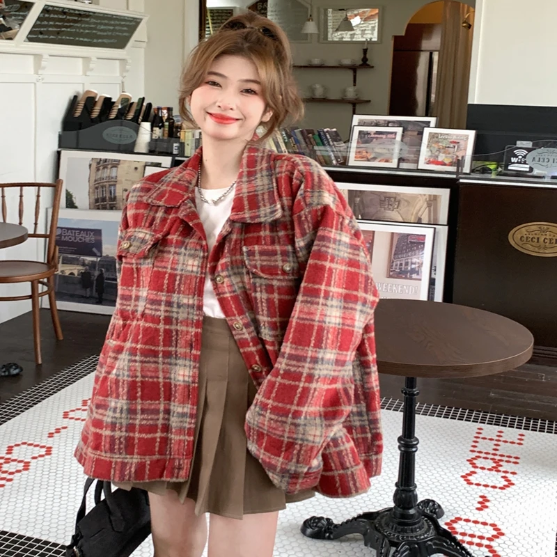 2023 Women's Spring Jacket American Style Retro Plaid Atmosphere Sense Fashion Versatile Thin Free Shipping
2023 Women's Spring Jacket American Style Retro Plaid Atmosphere Sense Fashion Versatile Thin Free Shipping