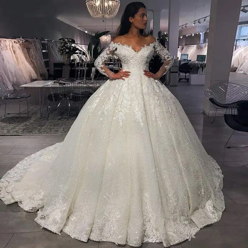 Luxury Ball Gown Lace applique Wedding Dresses with Train vestido de noiva Long Sleeves Floor Length Off the Shoulder for Bride
Luxury Ball Gown Lace applique Wedding Dresses with Train vestido de noiva Long Sleeves Floor Length Off the Shoulder for Bride