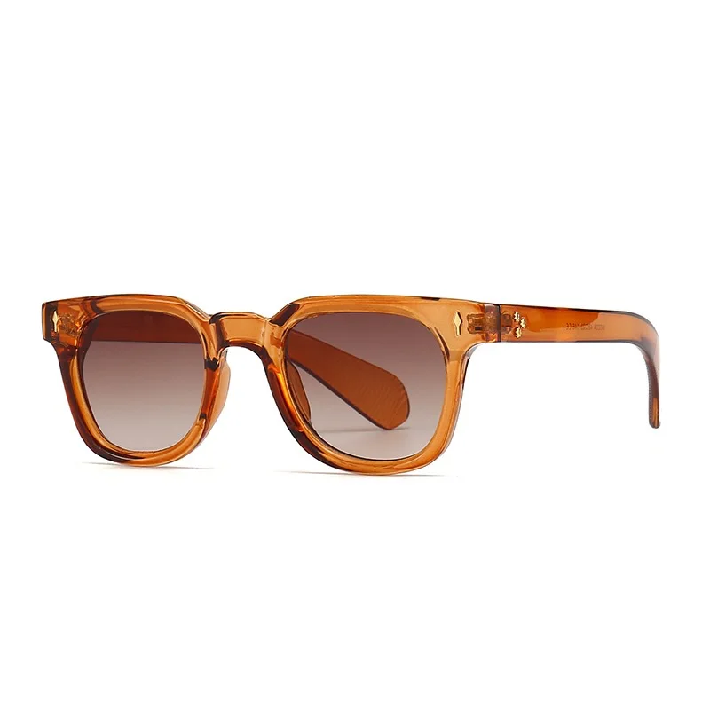 2024 new European and n street photography pin INS Red Square sunglasses for women, men sunglasses
2024 new European and n street photography pin INS Red Square sunglasses for women, men sunglasses