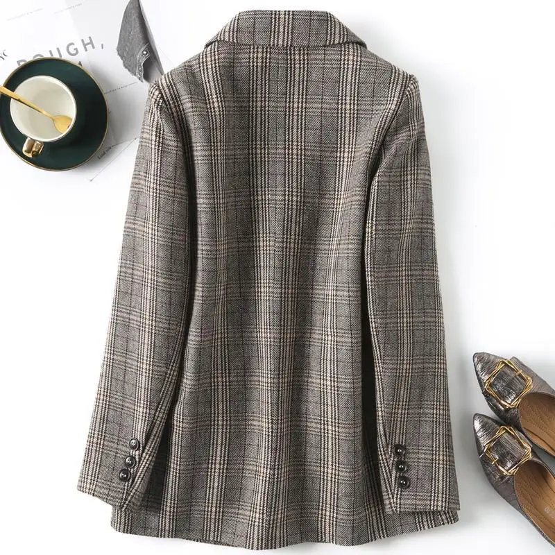 Fashion Casual Women Plaid Print Blazer Flattering Long-Sleeved Suit Jacket Female Single Button Coat Outerwear Blazers G402
Fashion Casual Women Plaid Print Blazer Flattering Long-Sleeved Suit Jacket Female Single Button Coat Outerwear Blazers G402