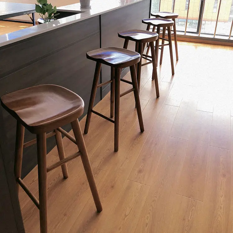 Solid wood bar stool stool bar chair free installation home milk tea shop chair modern minimalist bar chair high stool
Solid wood bar stool stool bar chair free installation home milk tea shop chair modern minimalist bar chair high stool