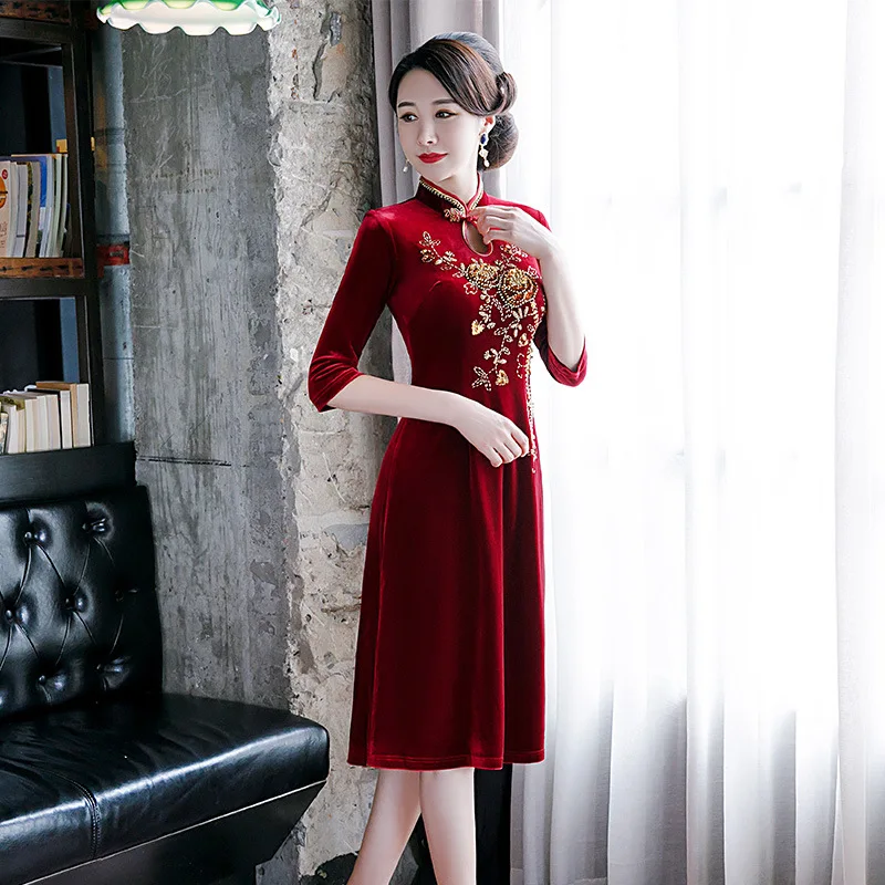 

Burgundy Vintgae Classic Sequin Chinese Dress Plus Size Female Velvet Qipao Sexy Slim Half Sleeve Cheongsam Velour Vestidos