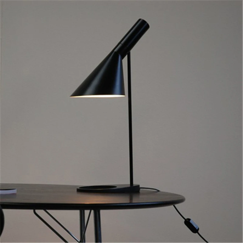 Modern Design LOFT LED Art Floor Lamp Metal Standing Lamp Living Room Bedroom Bedside Indoor Decor Floor Lamp Lighting Luminaria
Modern Design LOFT LED Art Floor Lamp Metal Standing Lamp Living Room Bedroom Bedside Indoor Decor Floor Lamp Lighting Luminaria