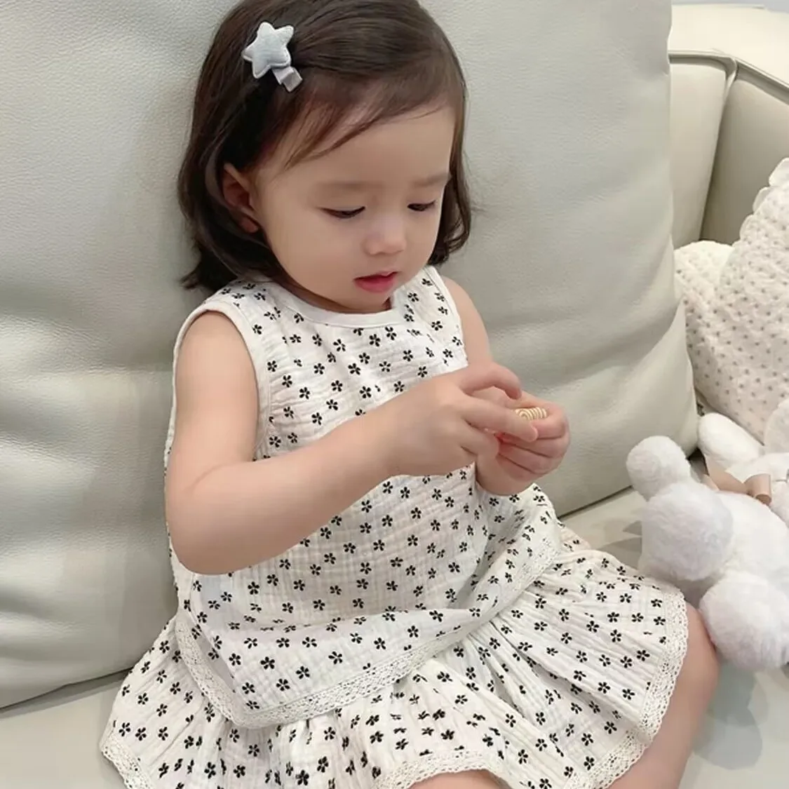 Хлопковый комплект для девочек 0-4 лет, летняя одежда для младенцев и малышей, Детская майка с открытой спиной, короткая юбка, комплект из двух предметов
Хлопковый комплект для девочек 0-4 лет, летняя одежда для младенцев и малышей, Детская майка с открытой спиной, короткая юбка, комплект из двух предметов