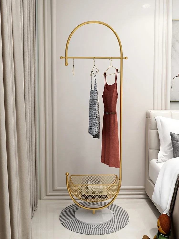 Floor to ceiling clothes rack, bedroom, living room, balcony, vertical clothes rack, light luxury Italian internet famous gold c
Floor to ceiling clothes rack, bedroom, living room, balcony, vertical clothes rack, light luxury Italian internet famous gold c