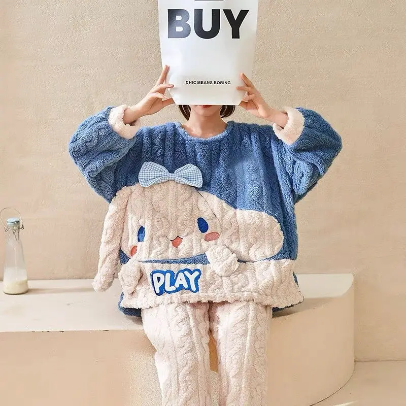 Cinnamonroll Pajamas Kawaii Sanrio Ladies Winter Influencer Sweet Big-Eared Dog Flannel Cute Kawaii Homewear Set
Cinnamonroll Pajamas Kawaii Sanrio Ladies Winter Influencer Sweet Big-Eared Dog Flannel Cute Kawaii Homewear Set
