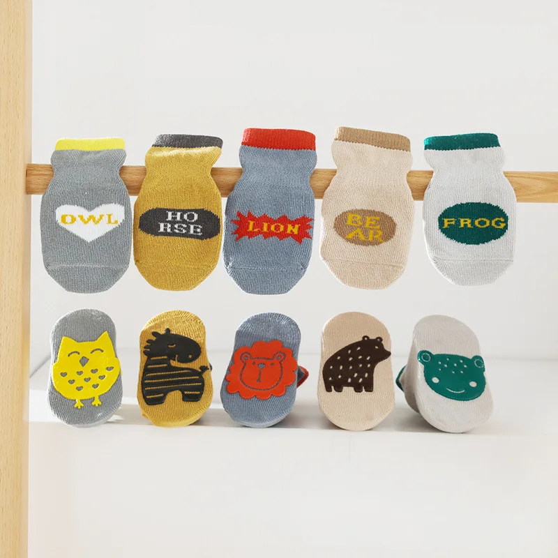 Cotton Baby Boys Girls Socks Rubber Slip-resistant Floor Socks Cartoon Animal Infant Kids Socks Spring Autumn Trampoline Shoes
Cotton Baby Boys Girls Socks Rubber Slip-resistant Floor Socks Cartoon Animal Infant Kids Socks Spring Autumn Trampoline Shoes