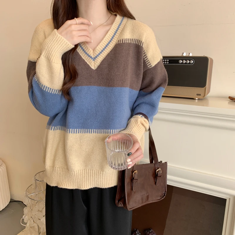 2022 New Autumn and Winter Loose Color Contrast Stripe V-Neck Pullover Knitted Sweater Free Shipping
2022 New Autumn and Winter Loose Color Contrast Stripe V-Neck Pullover Knitted Sweater Free Shipping