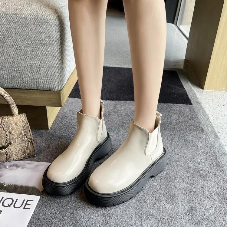 Autumn Wihter Thick Heel Platform Ankle Boots for Women Fashion Zipper Short Boot Ladies Round Toe PU Leather Shoes
Autumn Wihter Thick Heel Platform Ankle Boots for Women Fashion Zipper Short Boot Ladies Round Toe PU Leather Shoes