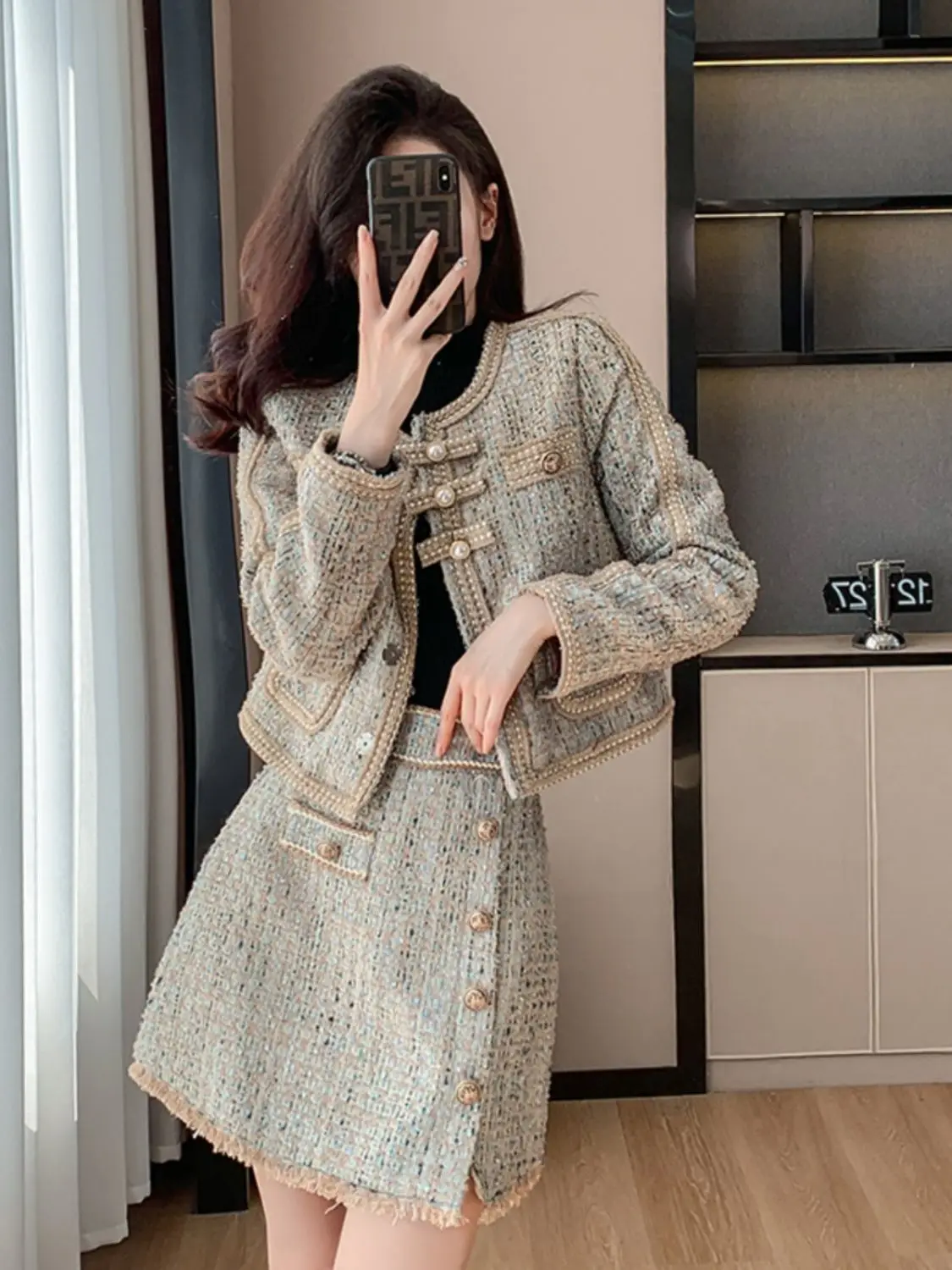 Women's High-end Suit Jacket Skirt Set Autumn and Winter High-end Light Mature Elegant Lady Suit Top A-line Skirt Two-piece Set
Women's High-end Suit Jacket Skirt Set Autumn and Winter High-end Light Mature Elegant Lady Suit Top A-line Skirt Two-piece Set