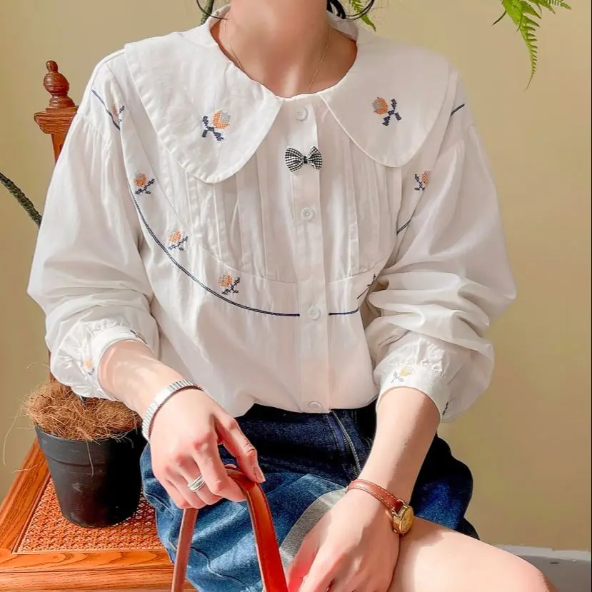 100% Cotton Yarn White Blouses Mori Girls Autumn Spring Peter Pan Collar Full Sleeve Embroidery Bow Shirts Base Tops Lolita
100% Cotton Yarn White Blouses Mori Girls Autumn Spring Peter Pan Collar Full Sleeve Embroidery Bow Shirts Base Tops Lolita