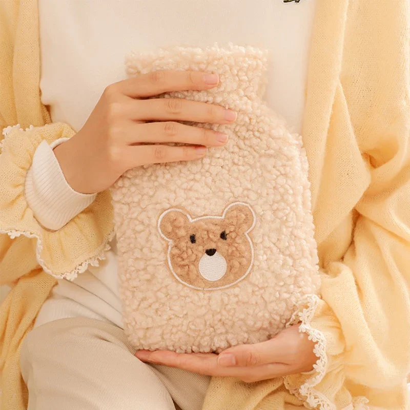 500/1000ML Water-filling Hot Water Bag Cartoon Bear Hot Water Bottle Shoulder Hand Feet Warmer Winter Plush Water Heating Pad
500/1000ML Water-filling Hot Water Bag Cartoon Bear Hot Water Bottle Shoulder Hand Feet Warmer Winter Plush Water Heating Pad