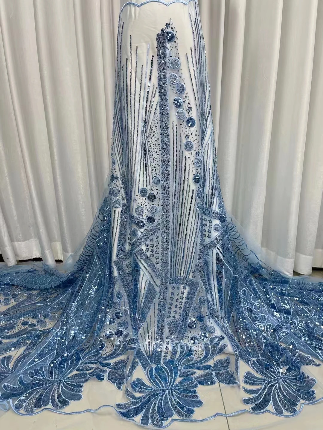 African 3D Flower Sequins Lace Fabric 2023 High Quality Net Lace Nigerian French Mesh Tulle Lace Fabric 5Yards For DressFJ47
African 3D Flower Sequins Lace Fabric 2023 High Quality Net Lace Nigerian French Mesh Tulle Lace Fabric 5Yards For DressFJ47