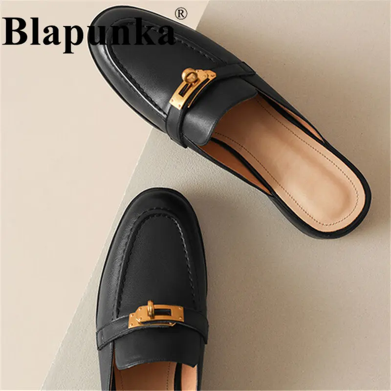 Blapunka Luxury Brand Gold Metal Lock Mules Women Real Genuine Leather Slip-on Loafers Slippers Spring Summer Ladies Shoes 34-41
Blapunka Luxury Brand Gold Metal Lock Mules Women Real Genuine Leather Slip-on Loafers Slippers Spring Summer Ladies Shoes 34-41