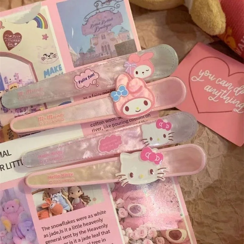 Sanrio Hello Kitty Melody Hairpin Anime Figure Kuromi Pochacco Cinnamoroll Cartoon Girl Bangs Side Clipped Hair Accessories Gift
Sanrio Hello Kitty Melody Hairpin Anime Figure Kuromi Pochacco Cinnamoroll Cartoon Girl Bangs Side Clipped Hair Accessories Gift