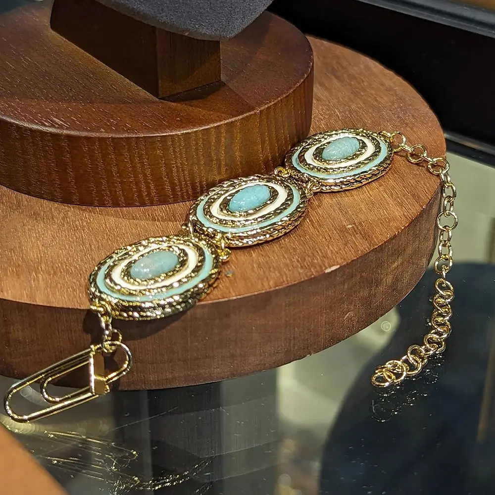 Amorita Boutique French Exotic Elegance: Blue-White Enamel Natural Stone Bracelet
Amorita Boutique French Exotic Elegance: Blue-White Enamel Natural Stone Bracelet