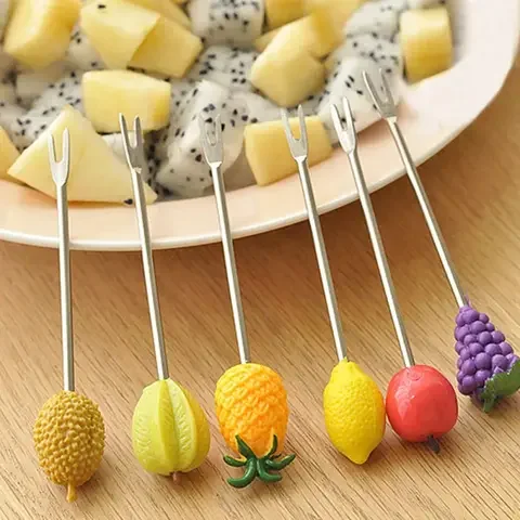 

6pcs/Set Cute Cartoon Fruit Stainless Steel Dessert Fruit Forks Set with Mini Wooden Barrel Holder Salad Fruit Fork Flatware