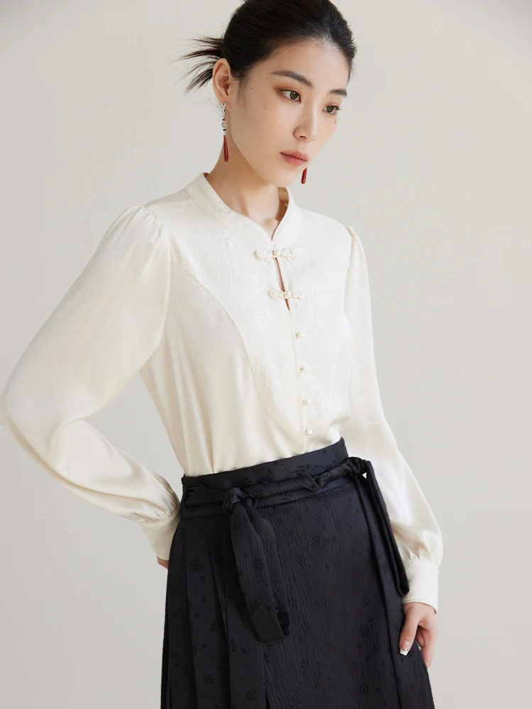 

DUSHU New Chinese Style Stand Collar Beige Full Sleeve Blouses Pearl Packet Decoration Female Puff Sleeve Slight Strech Shirts