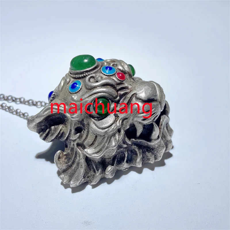 

Mai Chuang/ Old Tibetan Silver Domineering Tiger Head Inlaid with Red Green Gemstones Necklace Pendant Accessories Couple Gift