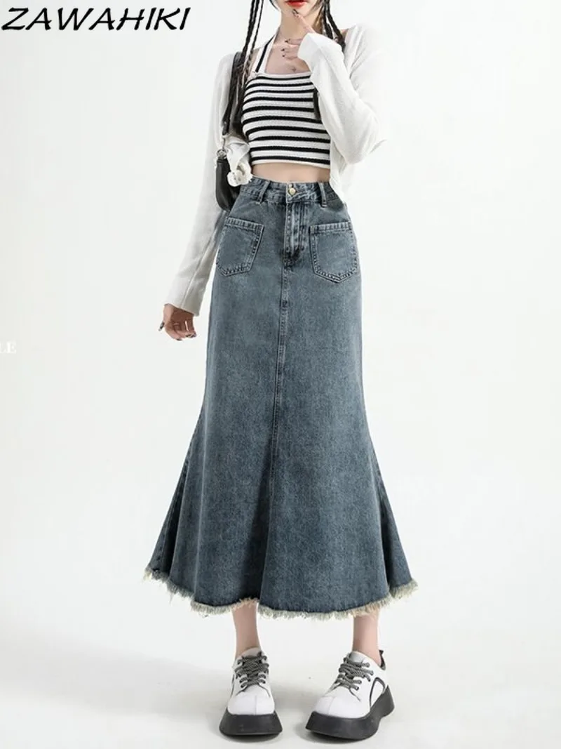 ZAWAHIKI New Vintage Solid Color Minimalist Long Denim Skirt Women High Waist Designed A-line Grayed Y2K Aesthetic Faldas Mujer
ZAWAHIKI New Vintage Solid Color Minimalist Long Denim Skirt Women High Waist Designed A-line Grayed Y2K Aesthetic Faldas Mujer