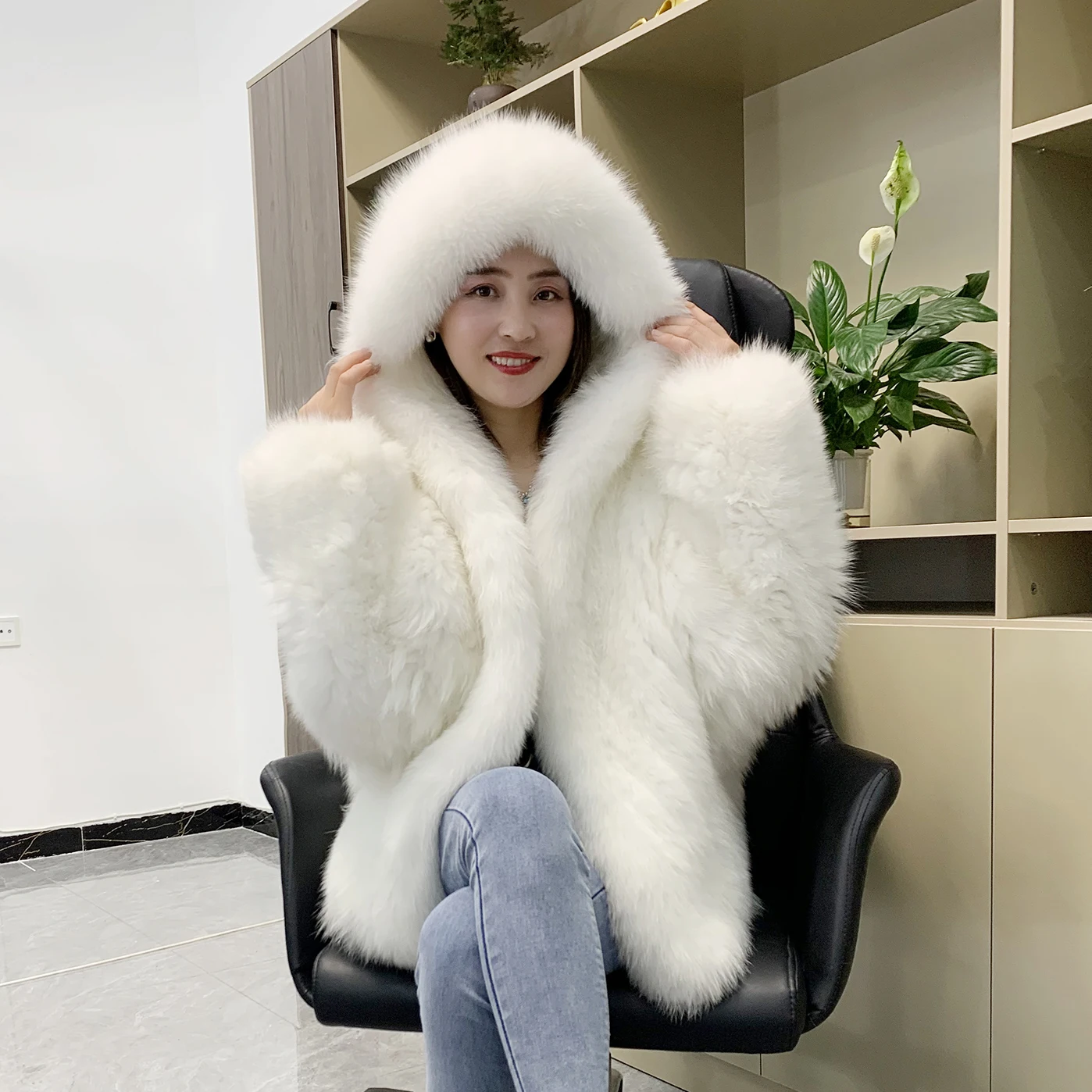 ZDFURS * 2022 Новинка двухстороннее плетеное женское меховое пальто из лисьего меха с капюшоном рукавом летучая мышь Свободная вязаная Меховая куртка из лисьего меха Зимний мех
ZDFURS * 2022 Новинка двухстороннее плетеное женское меховое пальто из лисьего меха с капюшоном рукавом летучая мышь Свободная вязаная Меховая куртка из лисьего меха Зимний мех