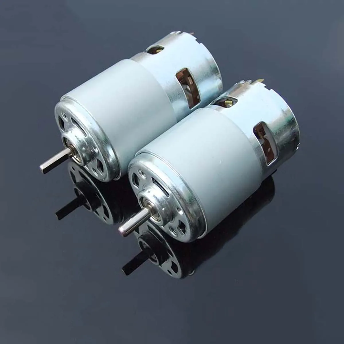1Pcs 795 High Power DC Motor Double Ball Bearing 12V~24V Copper High Speed High Torque Motor D Shaft Round Shaft Double Shaft
1Pcs 795 High Power DC Motor Double Ball Bearing 12V~24V Copper High Speed High Torque Motor D Shaft Round Shaft Double Shaft