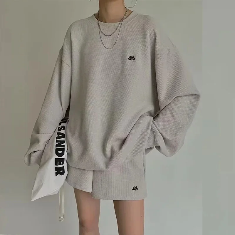 Autumn Casual Tracksuit Women Long Sleeve Sweatshirts + Shorts Sets Summer Solid Color Oversized Two Piece Sets Womens Outfits
Autumn Casual Tracksuit Women Long Sleeve Sweatshirts + Shorts Sets Summer Solid Color Oversized Two Piece Sets Womens Outfits