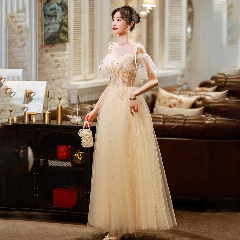 Evening Dress Champagne Spaghetti Strap Floor-Length Boat Neck Sequins Lace Up A-Line Sexy Tulle Woman Formal Party Gown A2509
Evening Dress Champagne Spaghetti Strap Floor-Length Boat Neck Sequins Lace Up A-Line Sexy Tulle Woman Formal Party Gown A2509