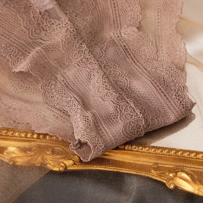 Хлопковое нижнее белье, прозрачное, сексуальное, модное, американская Талия, соблазнительное, удобное, мягкое, кружевное, Европейское, низкое
Хлопковое нижнее белье, прозрачное, сексуальное, модное, американская Талия, соблазнительное, удобное, мягкое, кружевное, Европейское, низкое