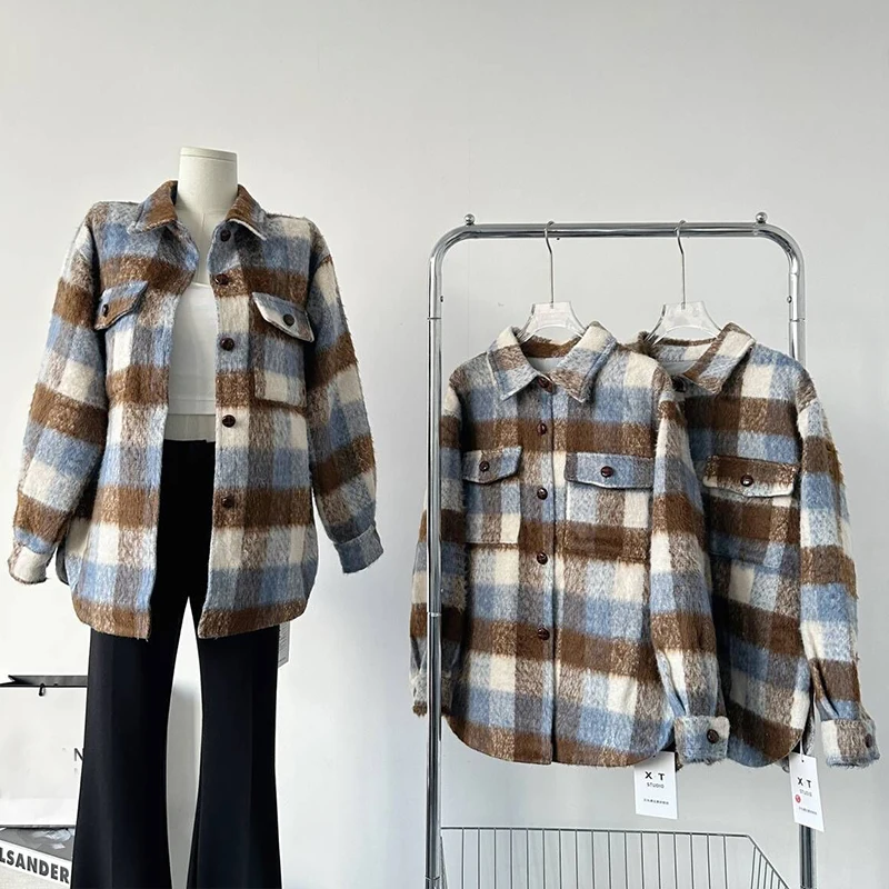 Мягкие клейкие шерстяные куртки для женщин клетчатая винтажная дизайнерская Повседневная рубашка-пальто с карманами
Мягкие клейкие шерстяные куртки для женщин клетчатая винтажная дизайнерская Повседневная рубашка-пальто с карманами