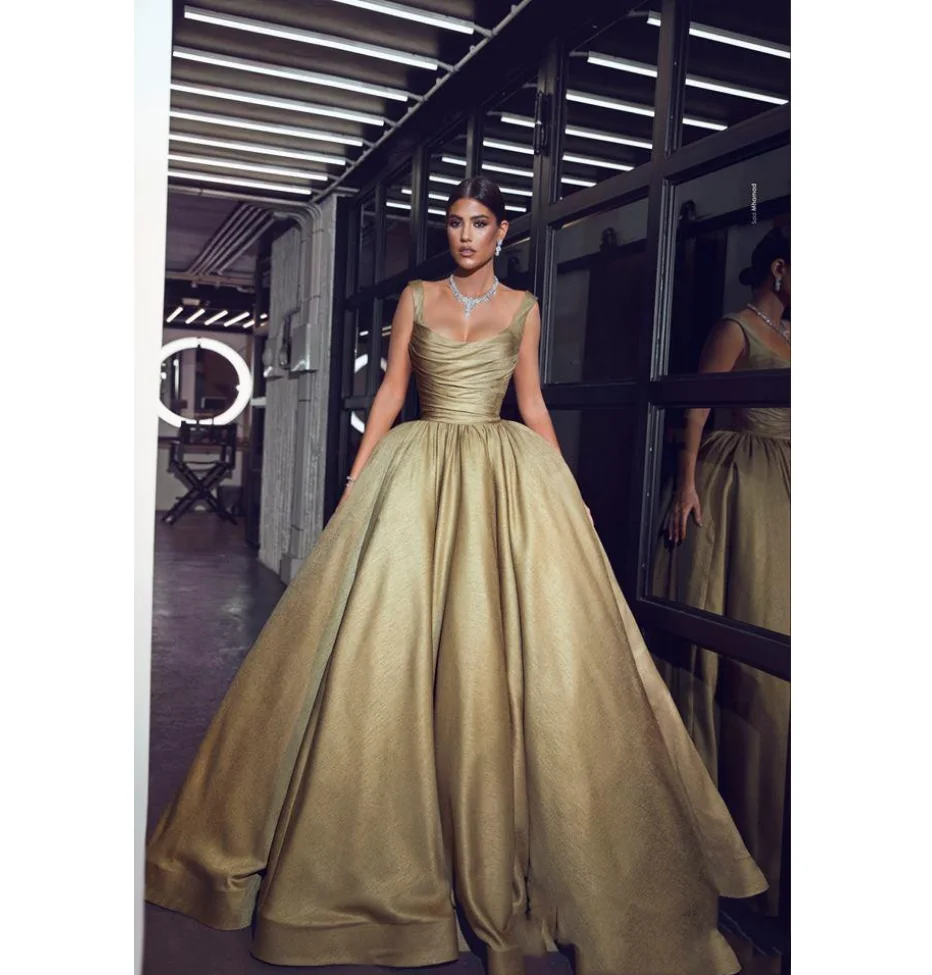 Haute Couture Simplicity Square Neck Evening Dresses Floor Length Sleeveless Prom Party Gown Ruched Ball Gown
Haute Couture Simplicity Square Neck Evening Dresses Floor Length Sleeveless Prom Party Gown Ruched Ball Gown