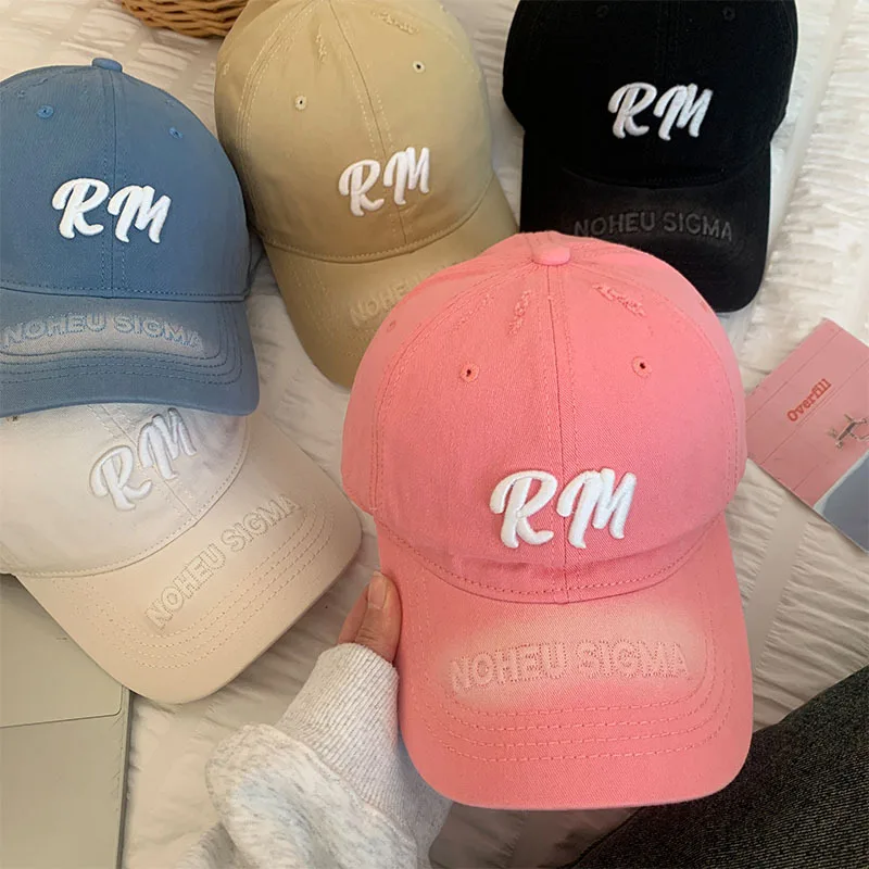 High Quality English Embroidered Sunshade Sports Cap for Men and Women Versatile Cotton Curved Brim Adjustable Baseball Hat
High Quality English Embroidered Sunshade Sports Cap for Men and Women Versatile Cotton Curved Brim Adjustable Baseball Hat