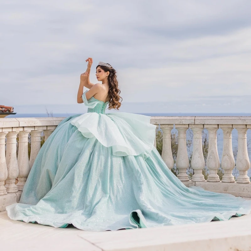 Aqua Blue Shiny Sweetheart Ball Gown Quinceanera Dress 2024 Beads Crystal Off Shoulder Sweet 15 16 Years Vestidos De XV Anos
Aqua Blue Shiny Sweetheart Ball Gown Quinceanera Dress 2024 Beads Crystal Off Shoulder Sweet 15 16 Years Vestidos De XV Anos