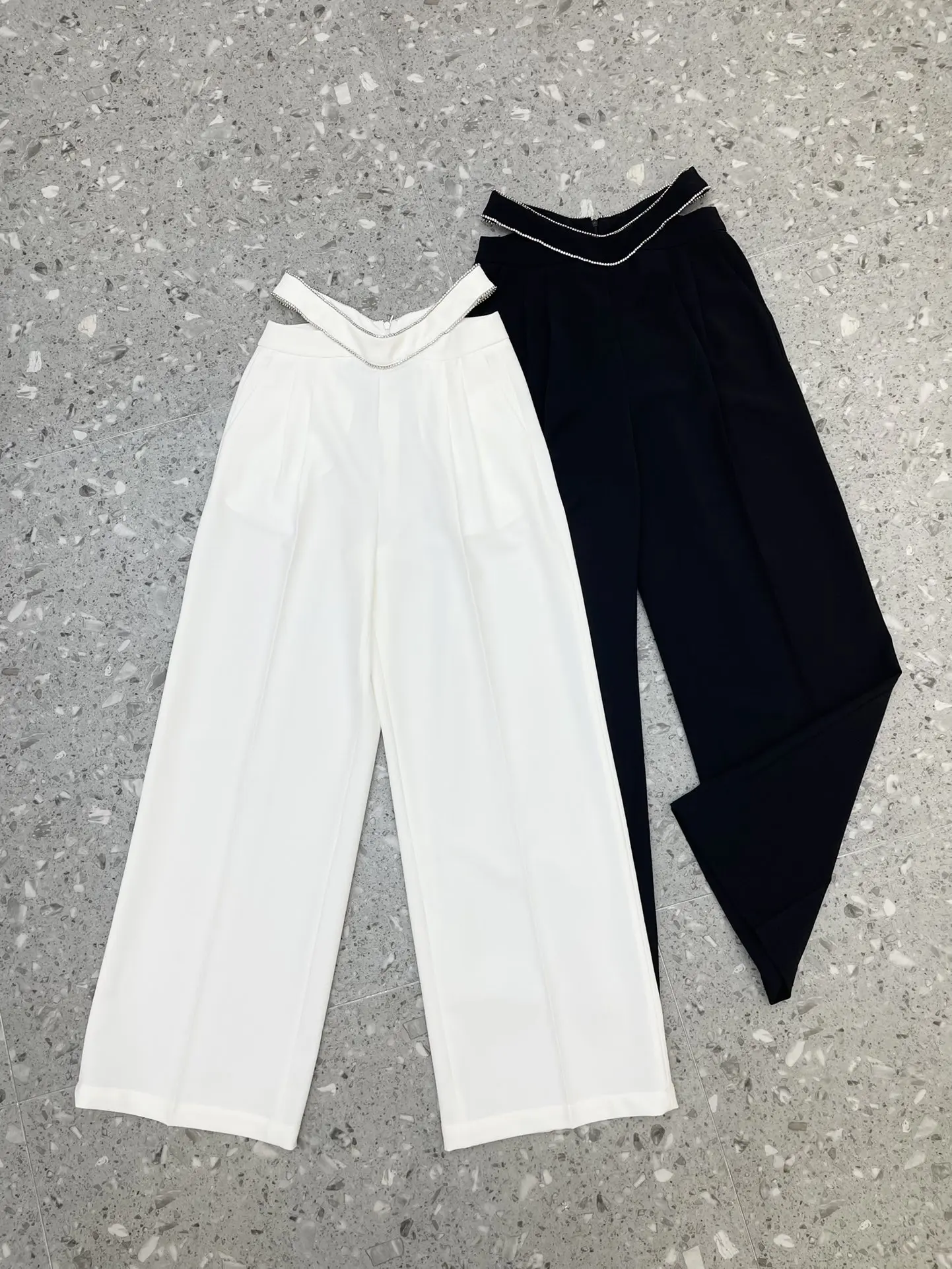 2023 Women's Clothing Hollow wide-leg pants with diamond waistband Autumn Winter New 1106
2023 Women's Clothing Hollow wide-leg pants with diamond waistband Autumn Winter New 1106